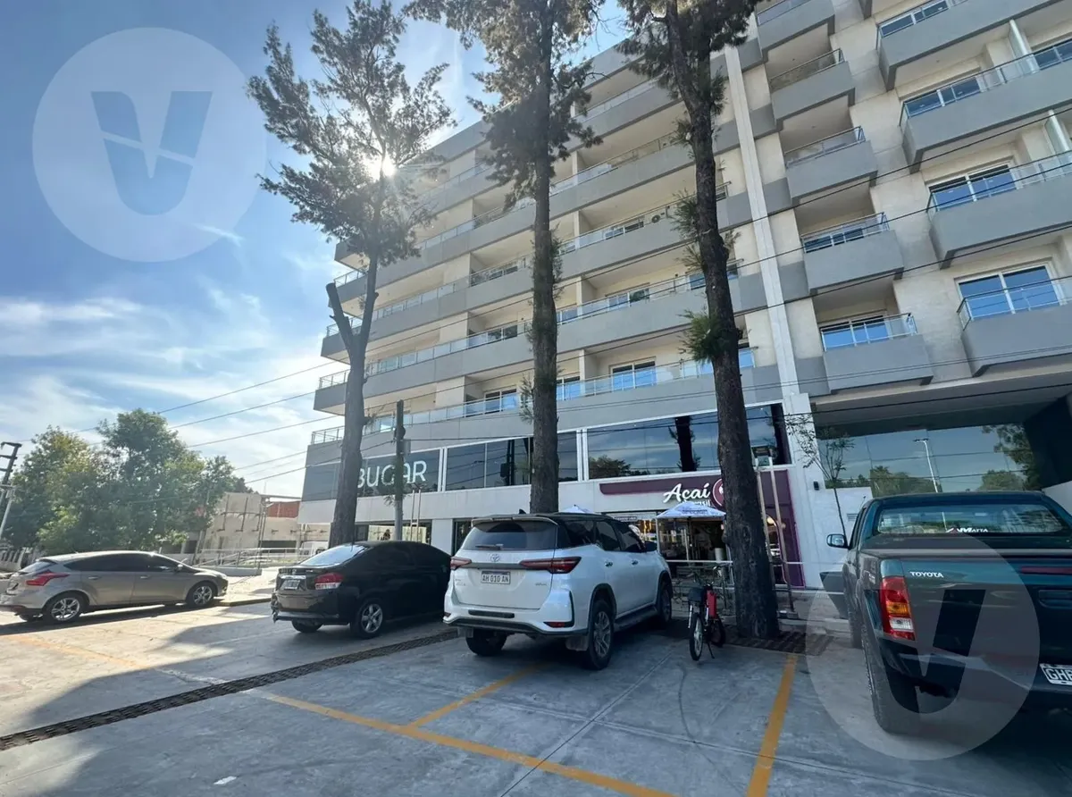 Departamento En Canning (ezeiza)