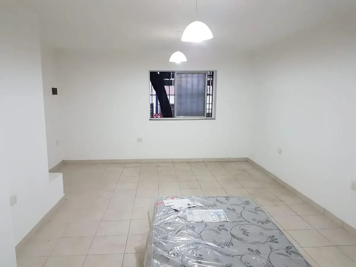 Alquila Monoambiente De 33 M2 Alquila Monoambiente De 33 M2. Sin Expensas. El Valor Del Alquiler Incluye Aysa (agua) Y Abl