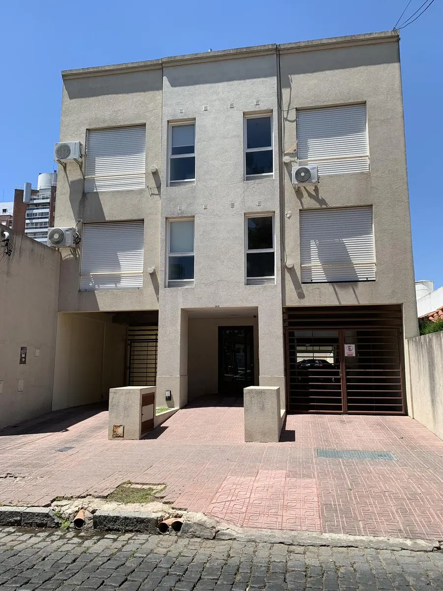 Apartamento de 2 ambientes em Beccar