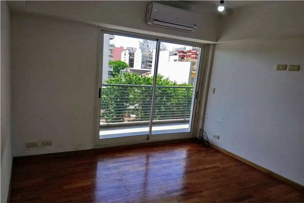 Departamento de 2 ambientes con balcón en San Cristóbal