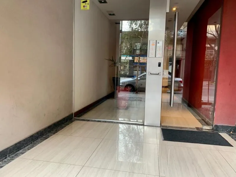 Apartamento de dois ambientes mobiliado com vaga fixa em Caballito