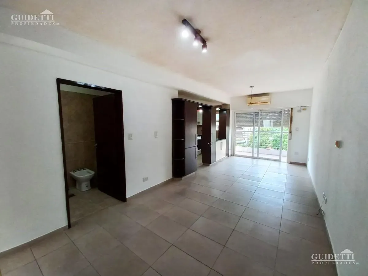 Alquiler Departamento 2 Ambientes Al Frente Con Balcón Amenities V. Urquiza