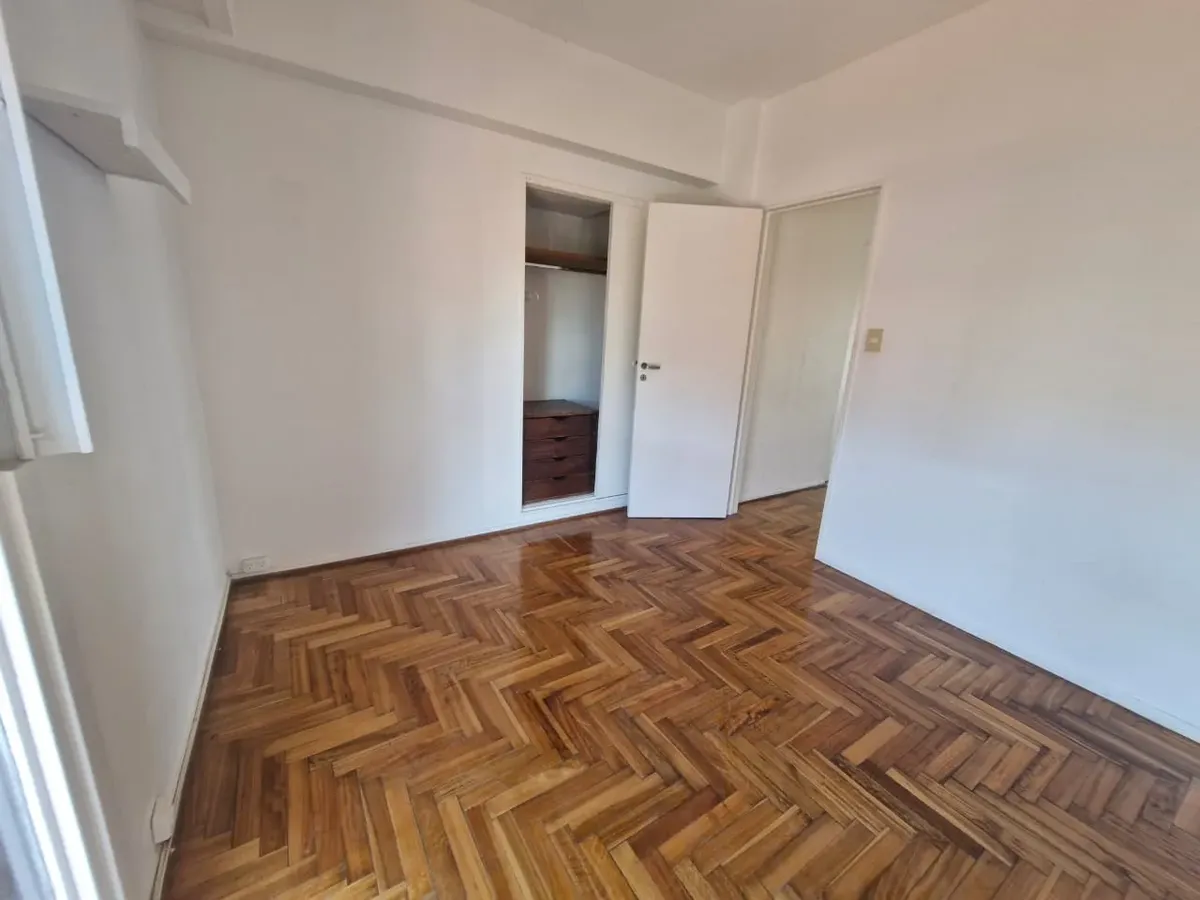 2 Ambientes Apto Profesional - Edificio Torre - C/baulera