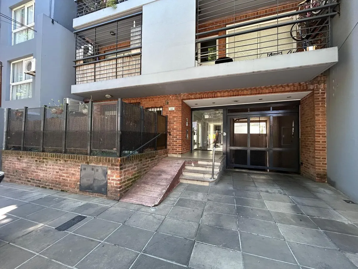 Venta Departamento, 2 Ambientes, Con Patio Y Jardin- San Fernando
