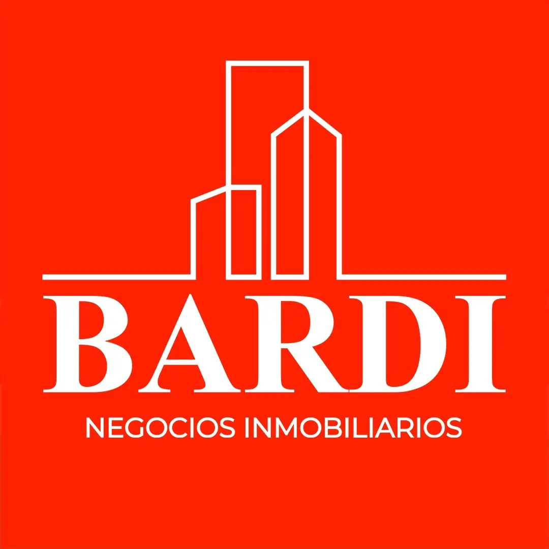 Estúdio 3º andar com varanda