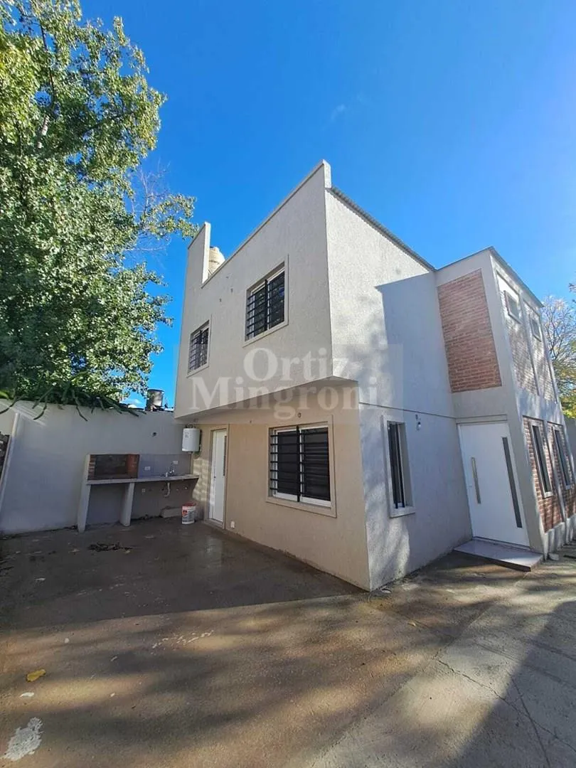 Departamento Dúplex En Alquiler En Lomas De Zamora, G.b.a. Zona Sur, Argentina