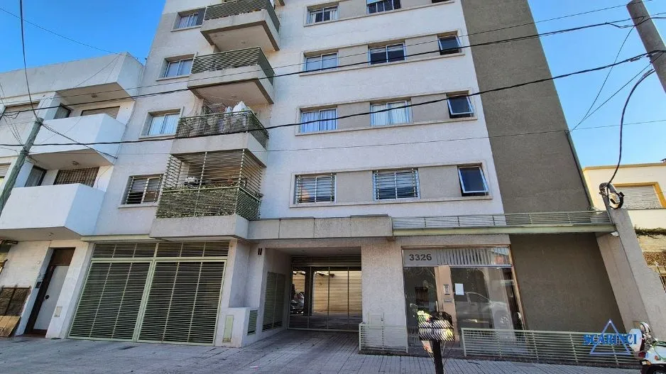 Departamento En Alquiler En Sáenz Peña, Tres De Febrero, G.b.a. Zona Oeste