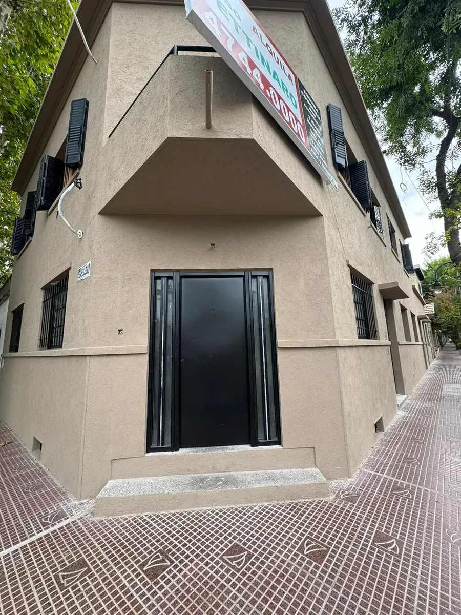 Alquiler. Victoria. Ph En Planta Baja Independiente. Refaccionado A Nuevo