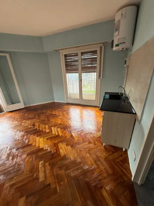 Monoambiente En Alquiler En Moron Sur