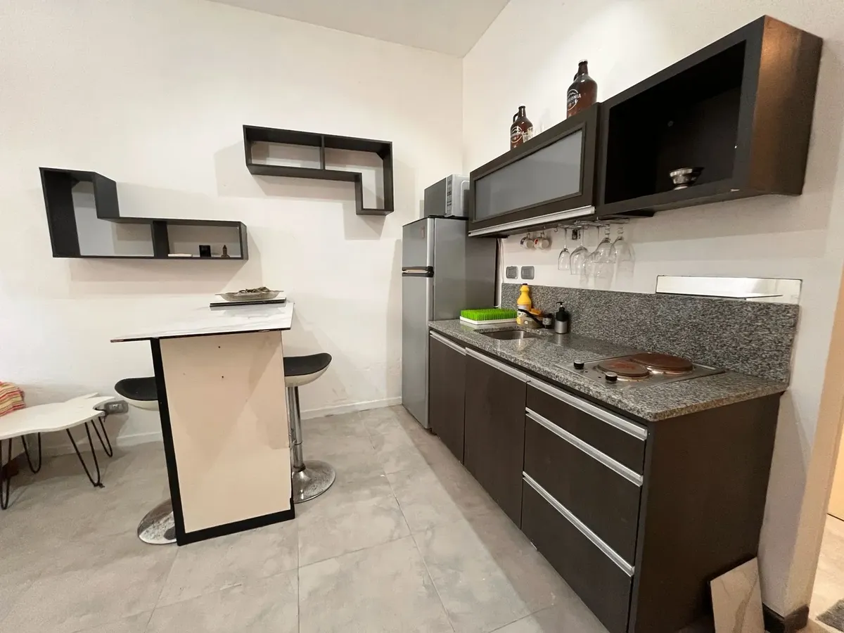 Hermoso Monoambiente En Chacarita. Apto Vivienda O Profesional. Pb Al Frente. Terraza C Parrilla Y Laundry. Precio Paquete
