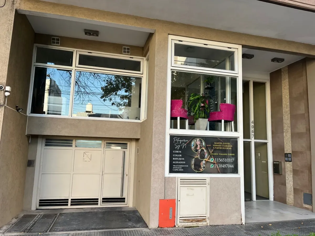 Amplio Monoambiente Al Frente C/balcón