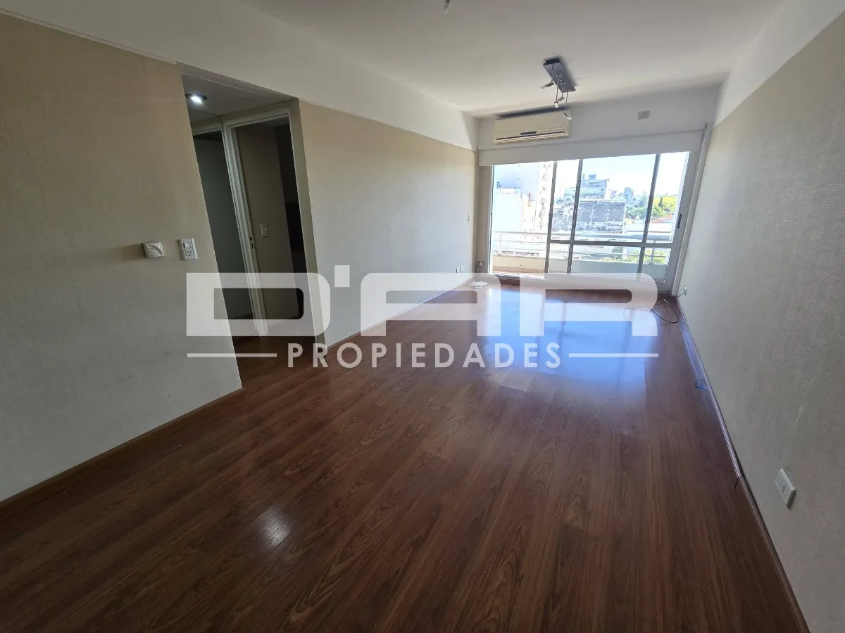 Alquiler Departamento 2 Ambientes De Categoría - Av. Juan B. Alberdi 5800
