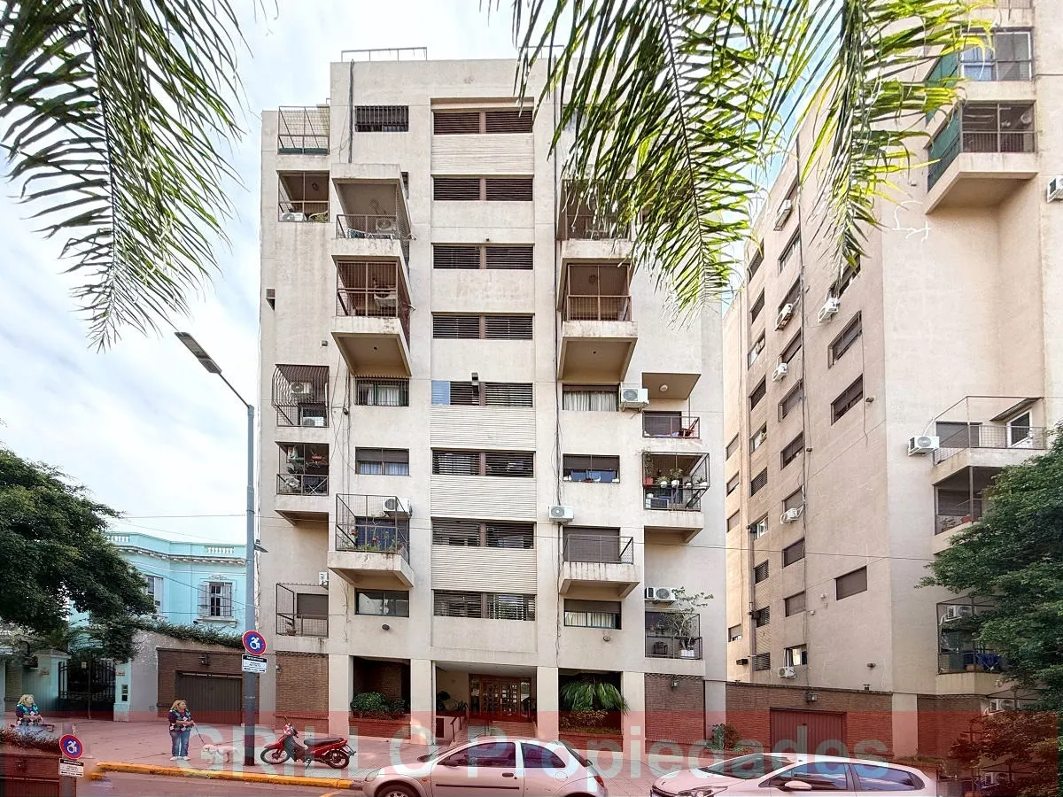 Argerich 3272 - Departamento De 3 Ambientes. Cochera Fija. Aire Acondicionado. Calefacción