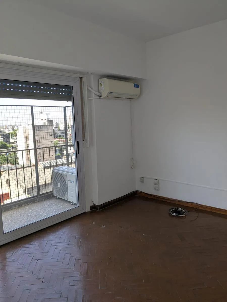 Alquiler Depto .3 Ambientes Con Balcon Al Contrafrente