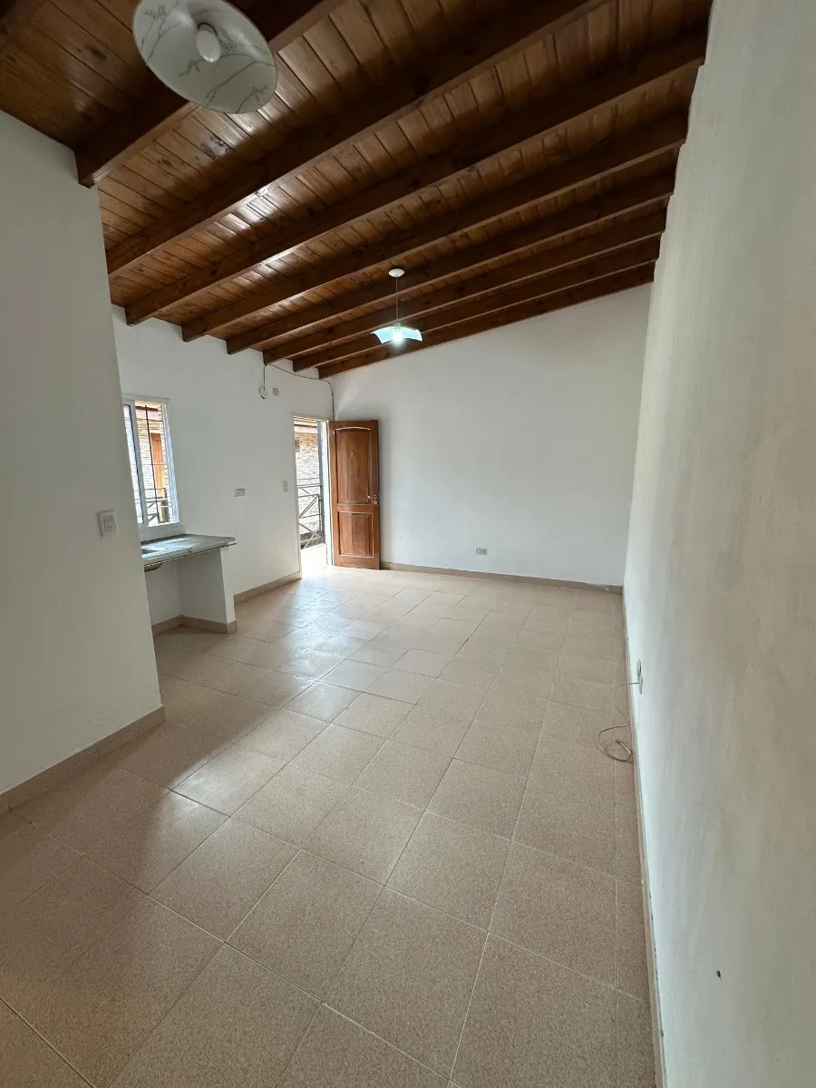 Departamento En Alquiler En Pilar Centro