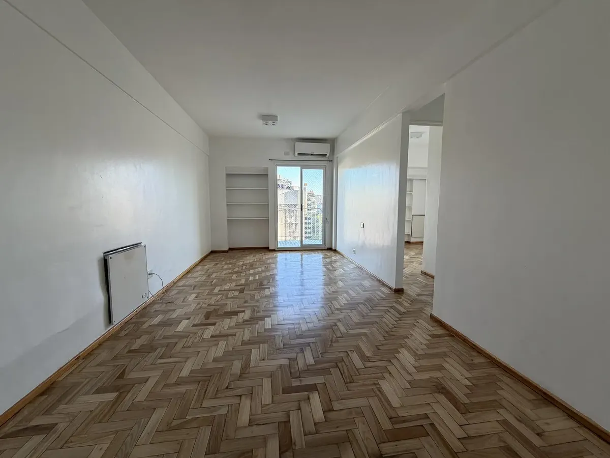Apartamento de 2 dormitórios com varanda em Palermo