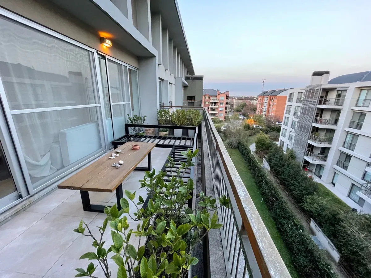 Apartamento mobiliado em Victoria