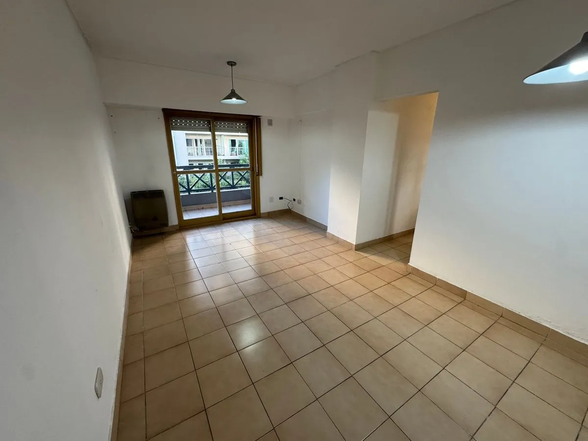 Departamento En Alquiler La Plata