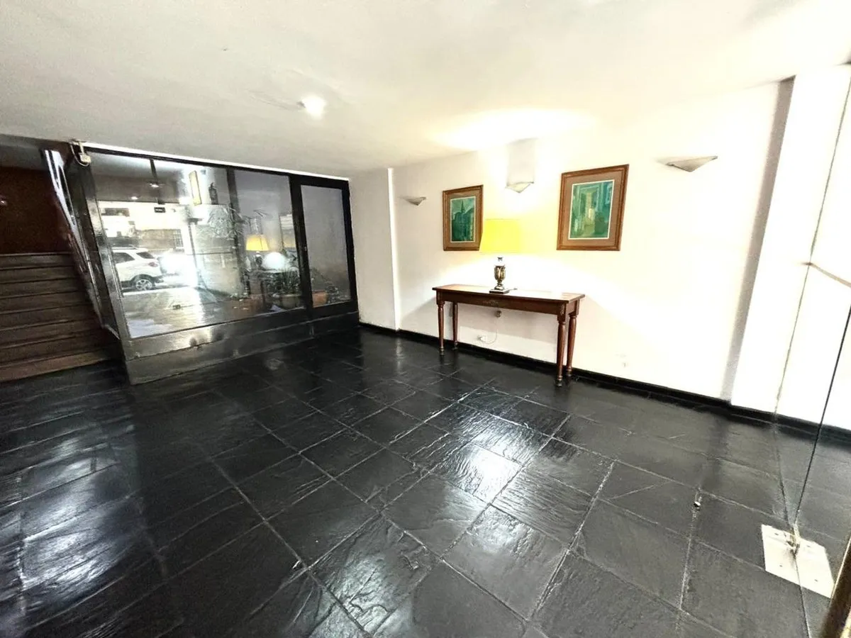 Apartamento de dois ambientes em Recoleta