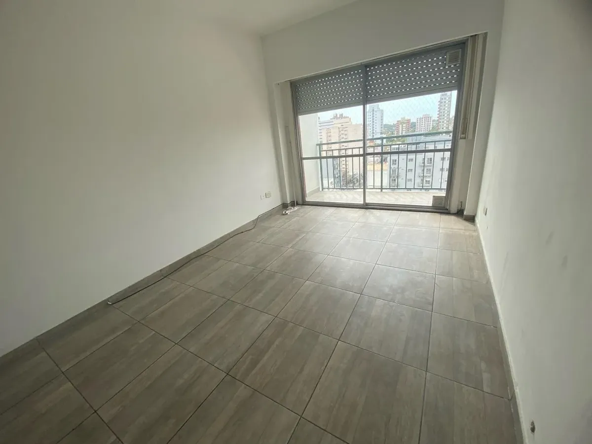 Departamento Dos Ambientes En Alquiler Quilmes Centro