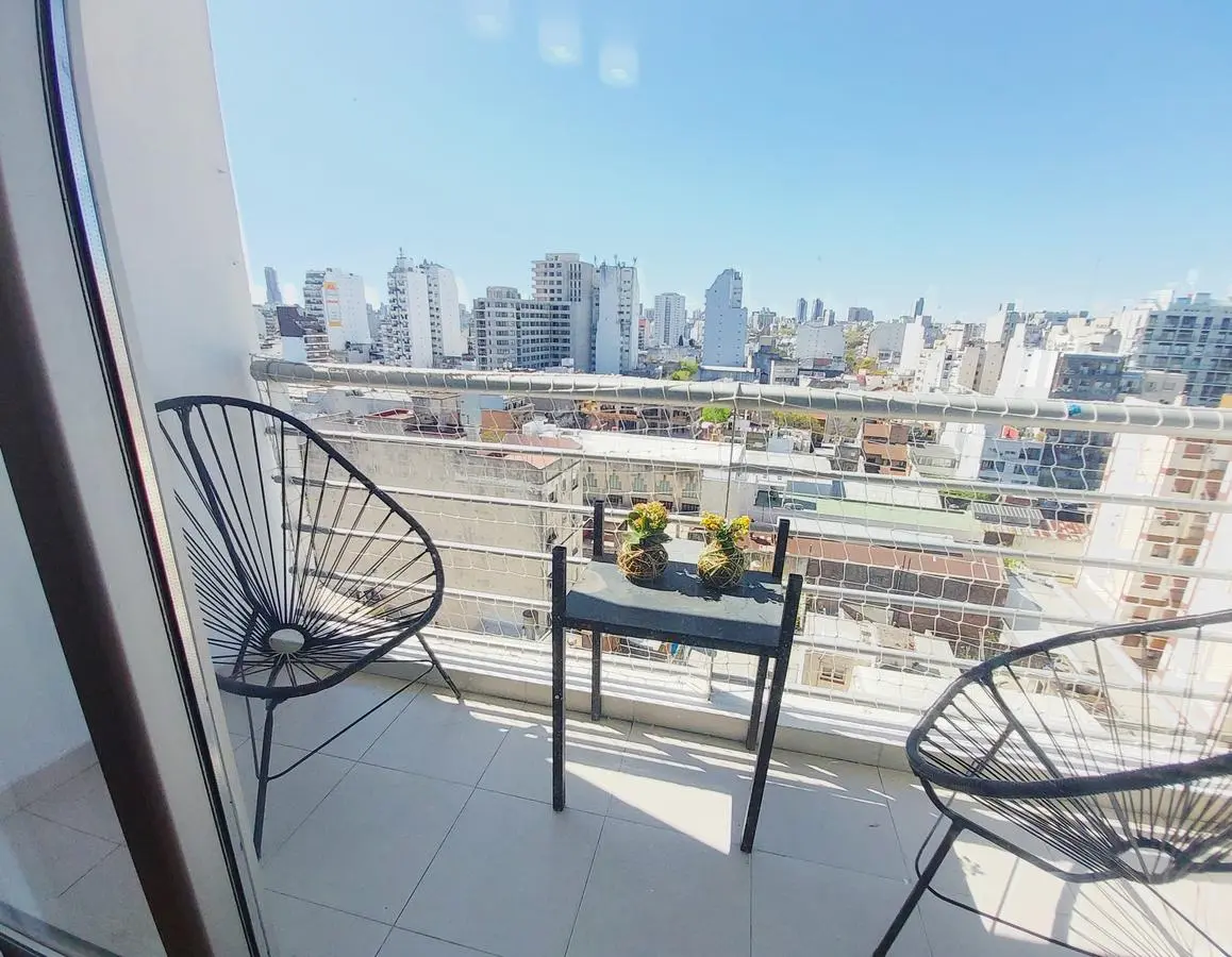 Balcón Piso Alto Amplio Con Amenities