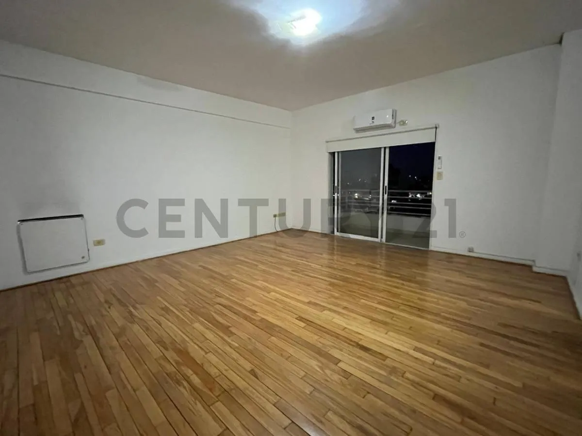 2-room apartment with parking and balcony