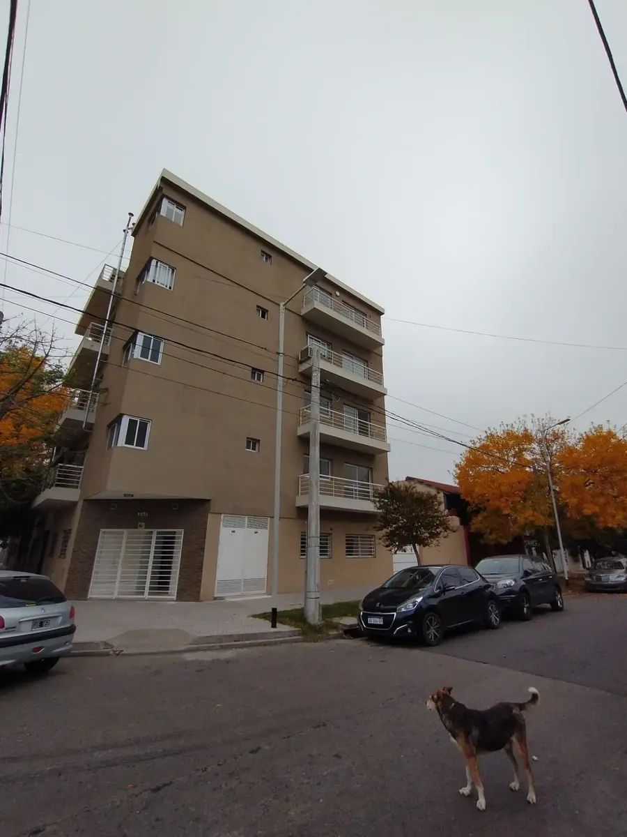 2nd floor, north, 1BR