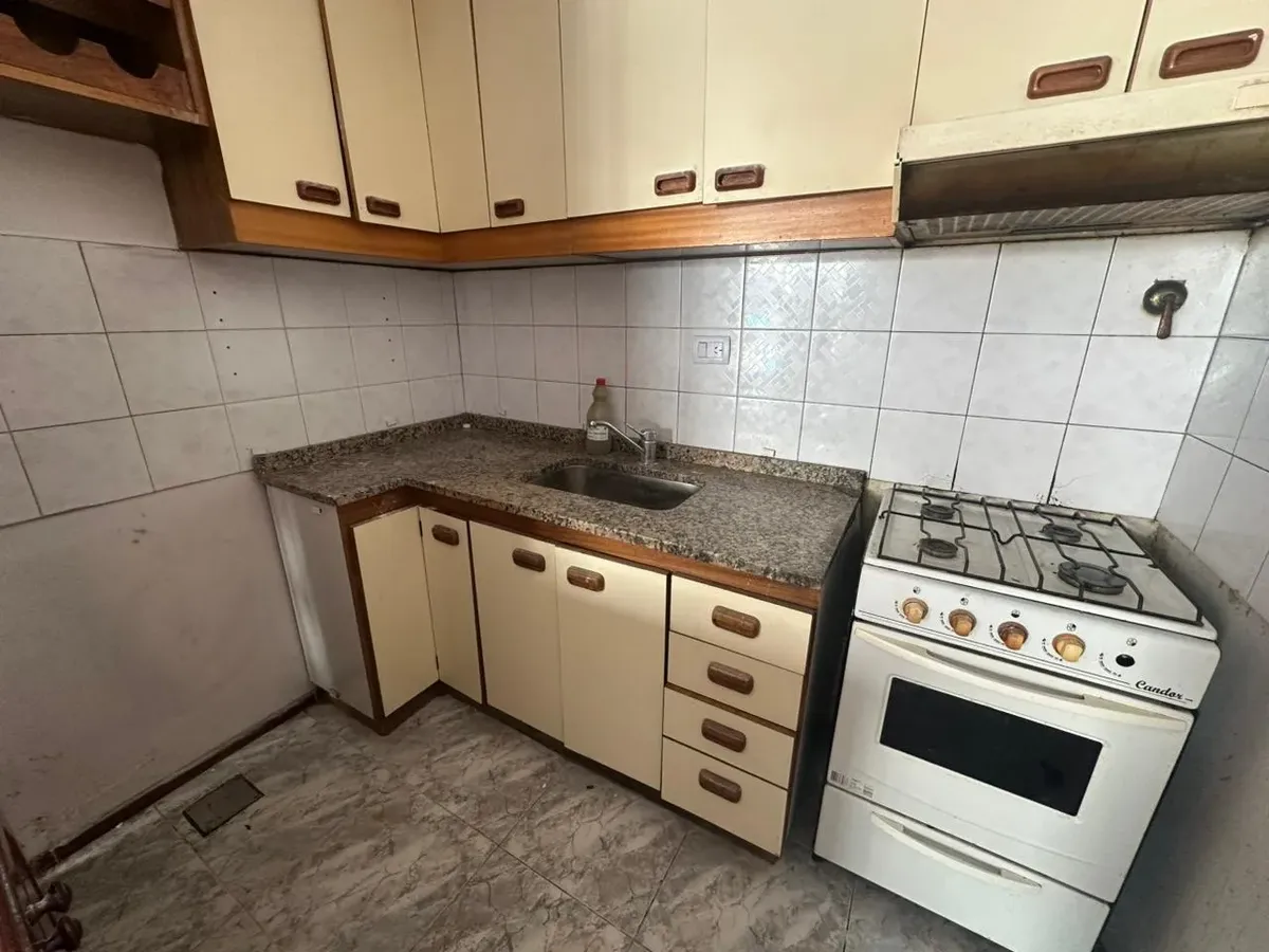 3-room unit, rear-facing, balcony