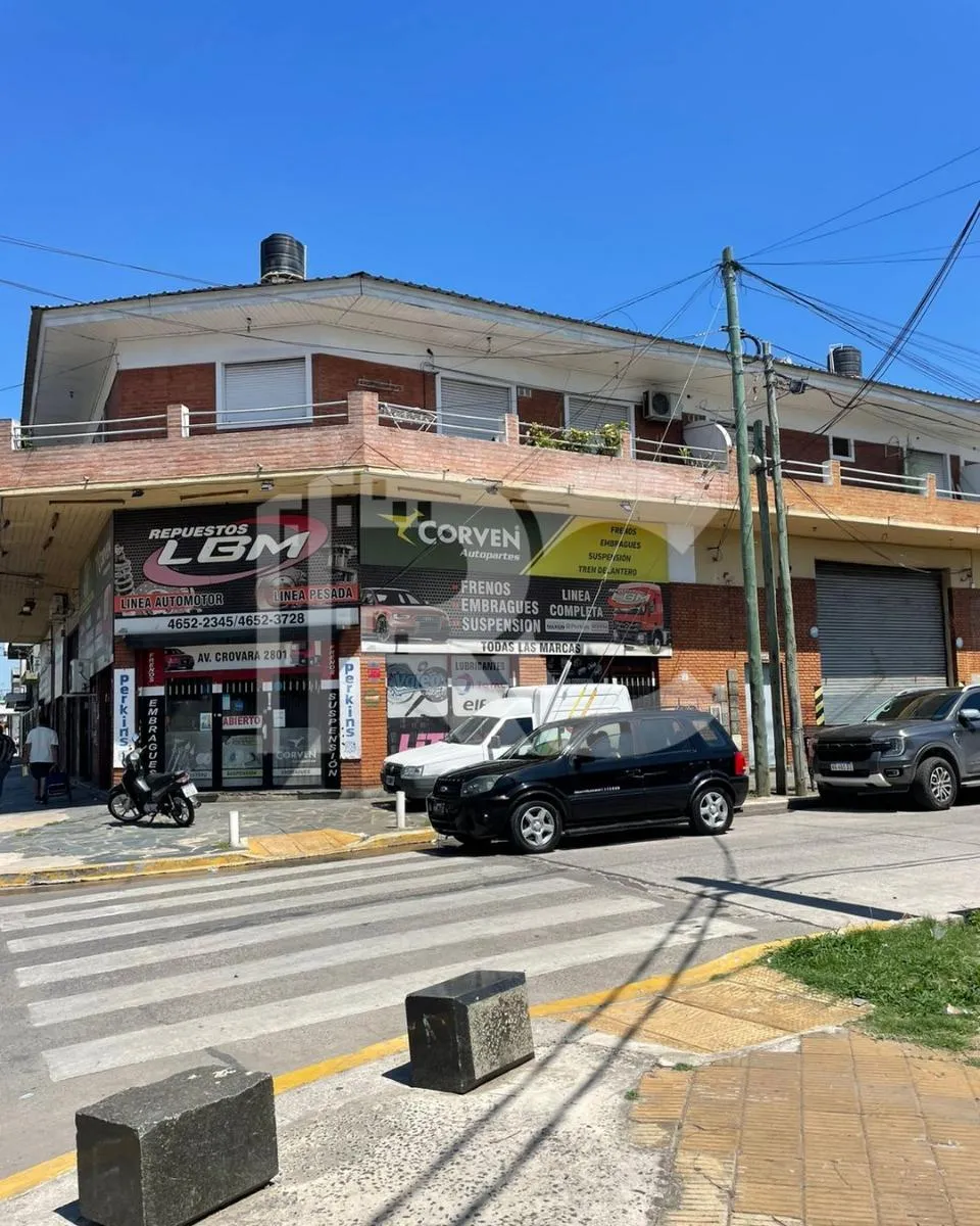 1er piso con balcón a Crovara
