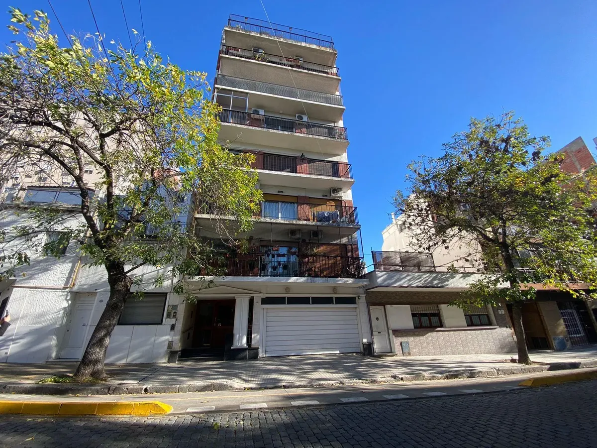 Departamento 3 Ambientes Con Cochera En Colegiales