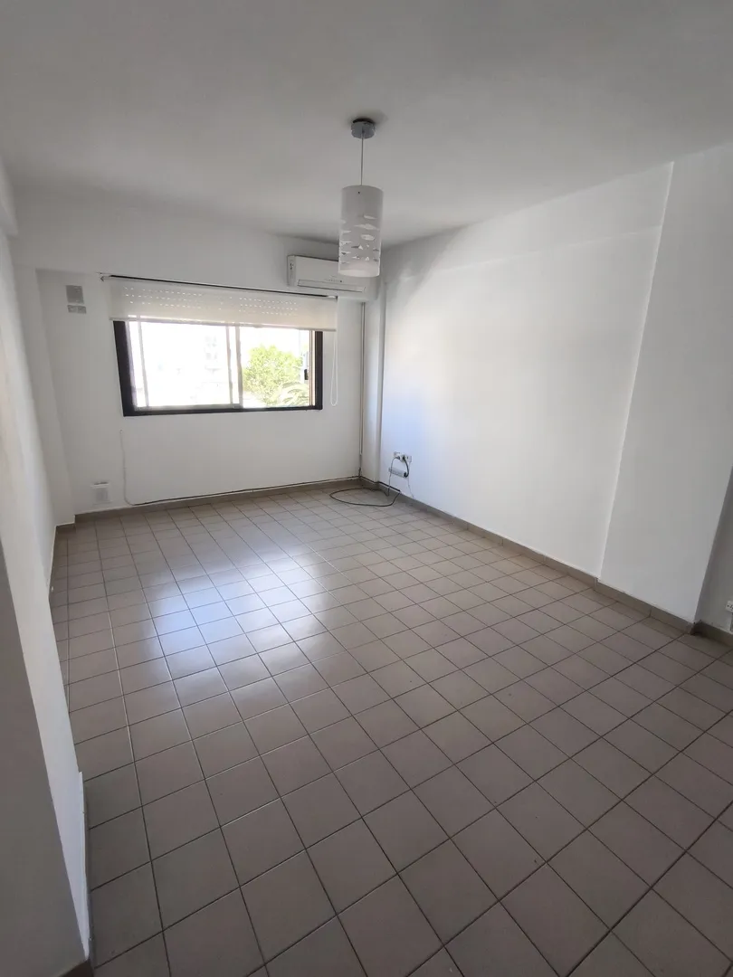 Alquiler Depto 2 Dorm. Cochera Opc. -56 E/6 Y 7 - La Plata