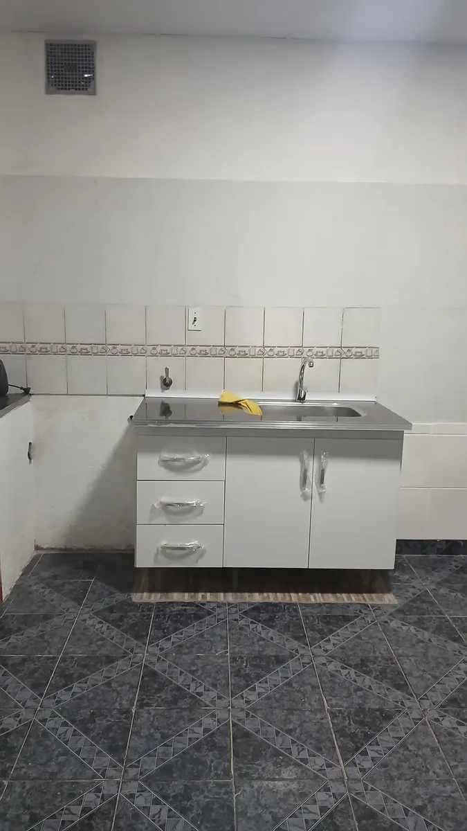 Alquilo Departamento Cerca De Estación Varela Muy Buen Estado