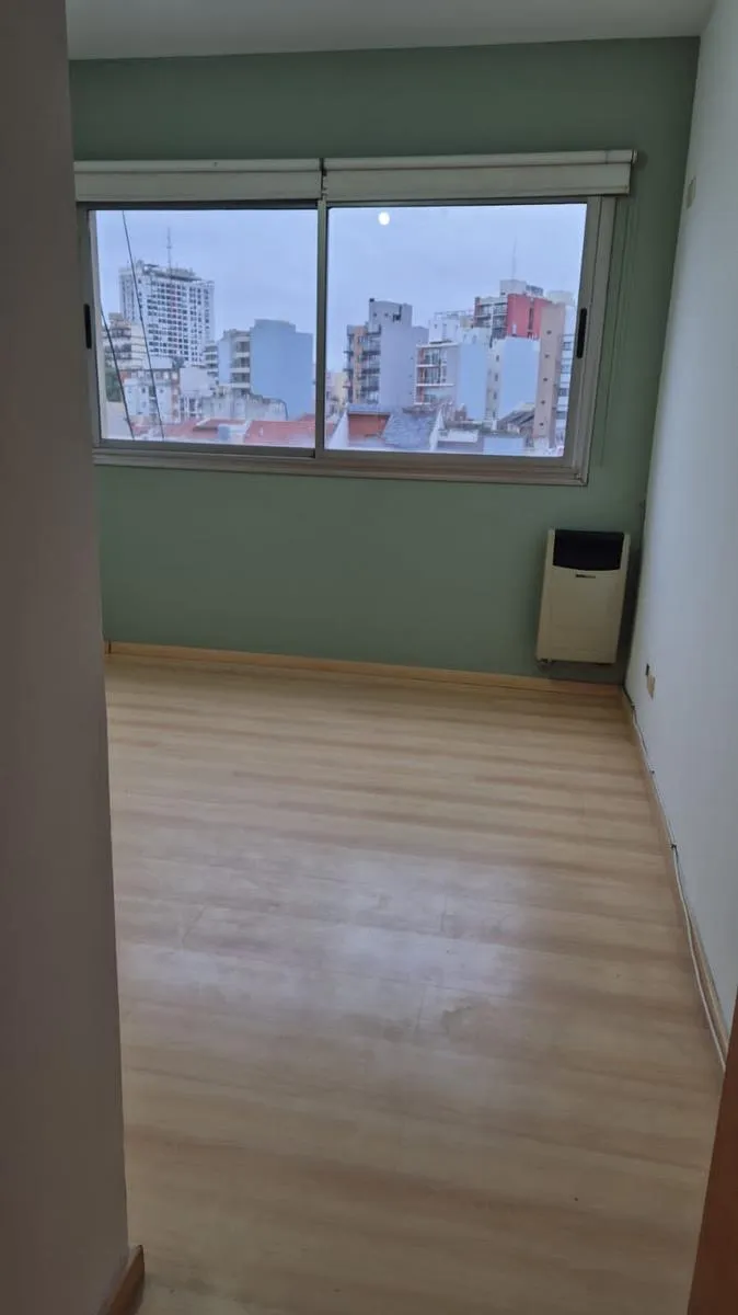 Departamento 2amb Al Frente Con Balcón A 4 Cuadras De Estación