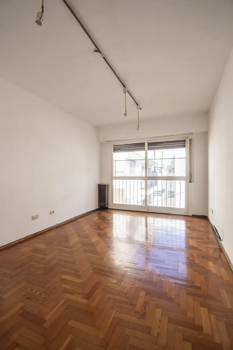 3 Ambientes En Alquiler - $1.000.000 + Gastos - Zona Belgrano