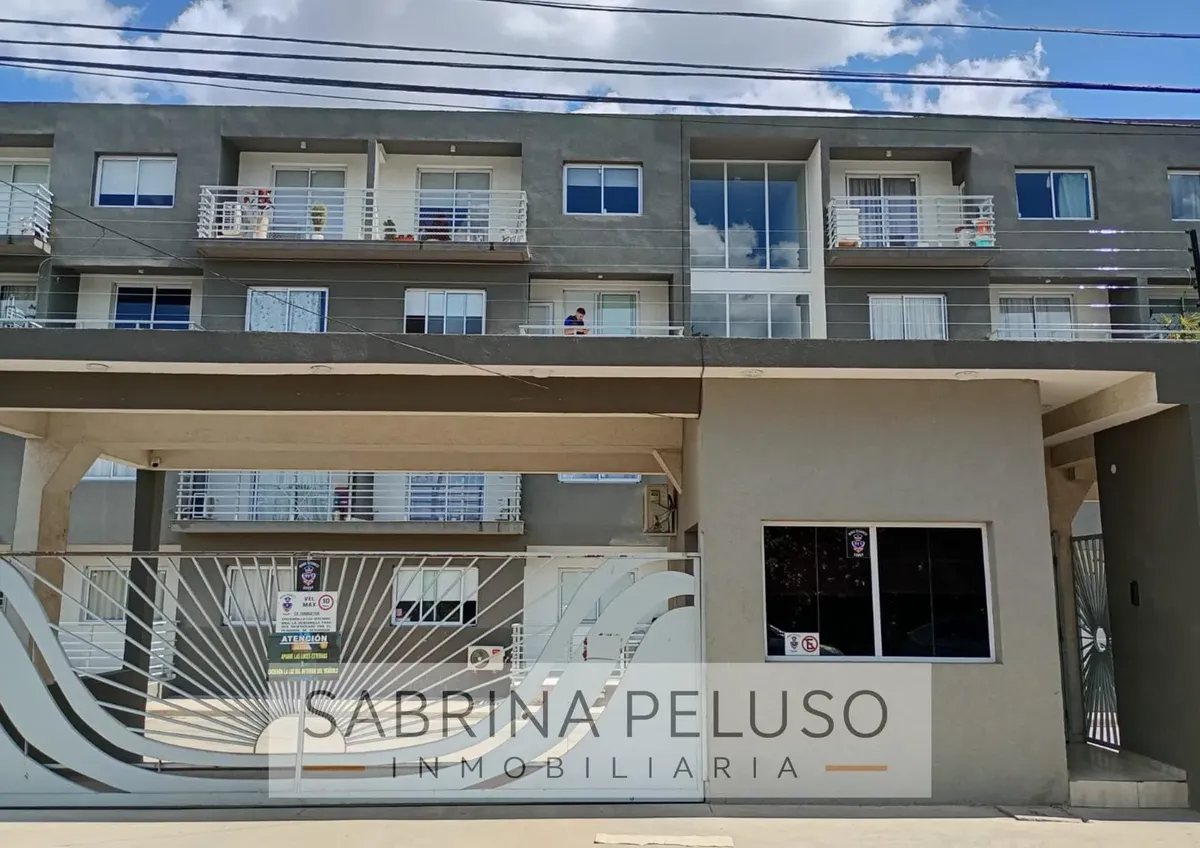 Alquiler Departamento 3 Amb.-solares De Moreno