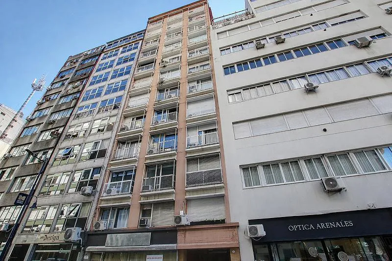 11th-floor studio with balcony