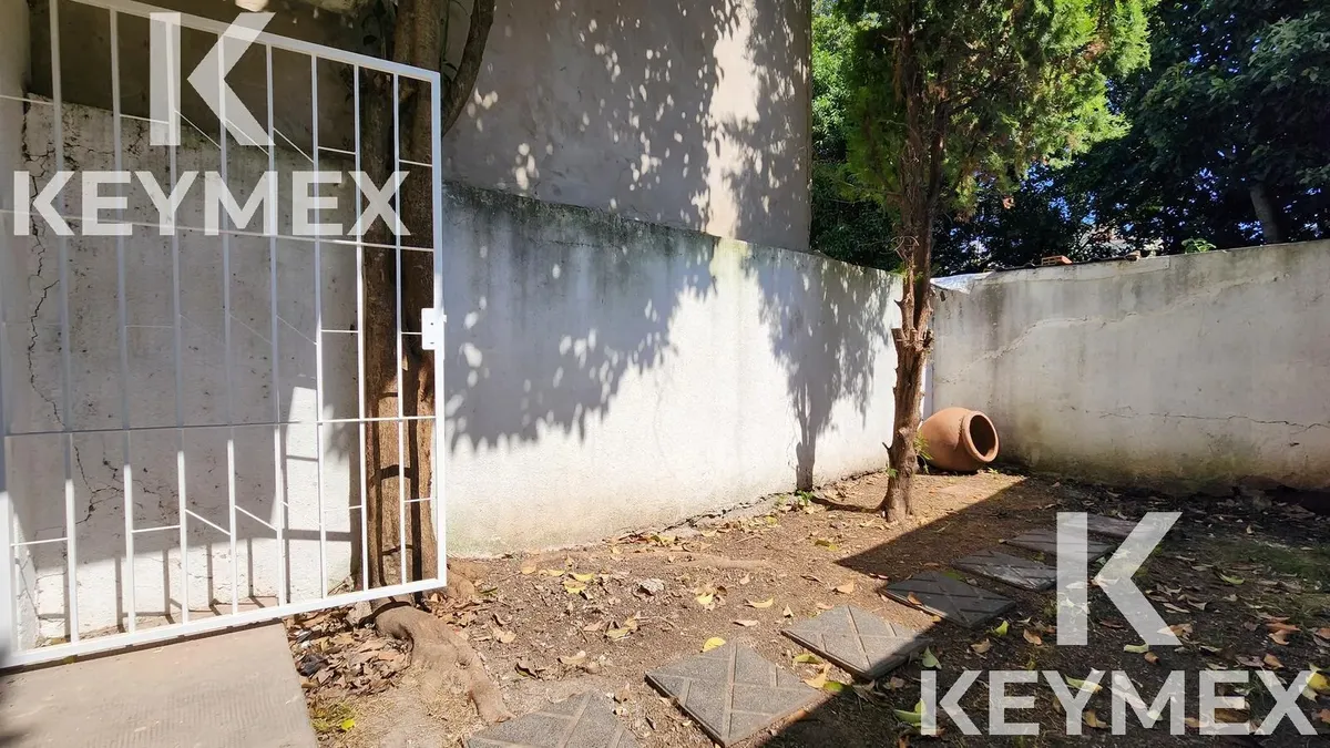 Térreo com jardim privativo