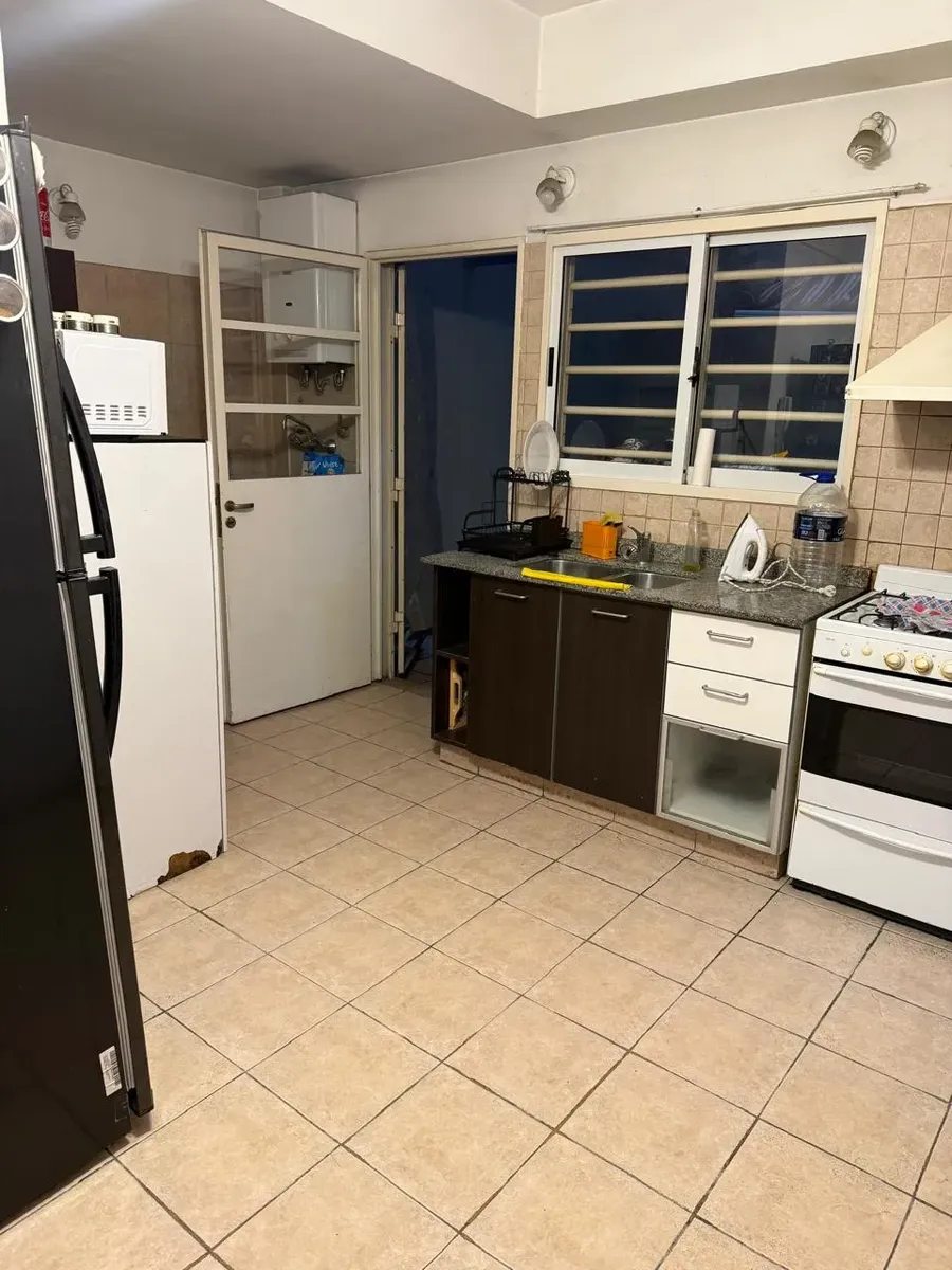 Departamento Con Patio Y Balcón Y Cochera Cubierta