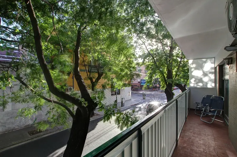 Two-bedroom apartment near Hospital Italiano
