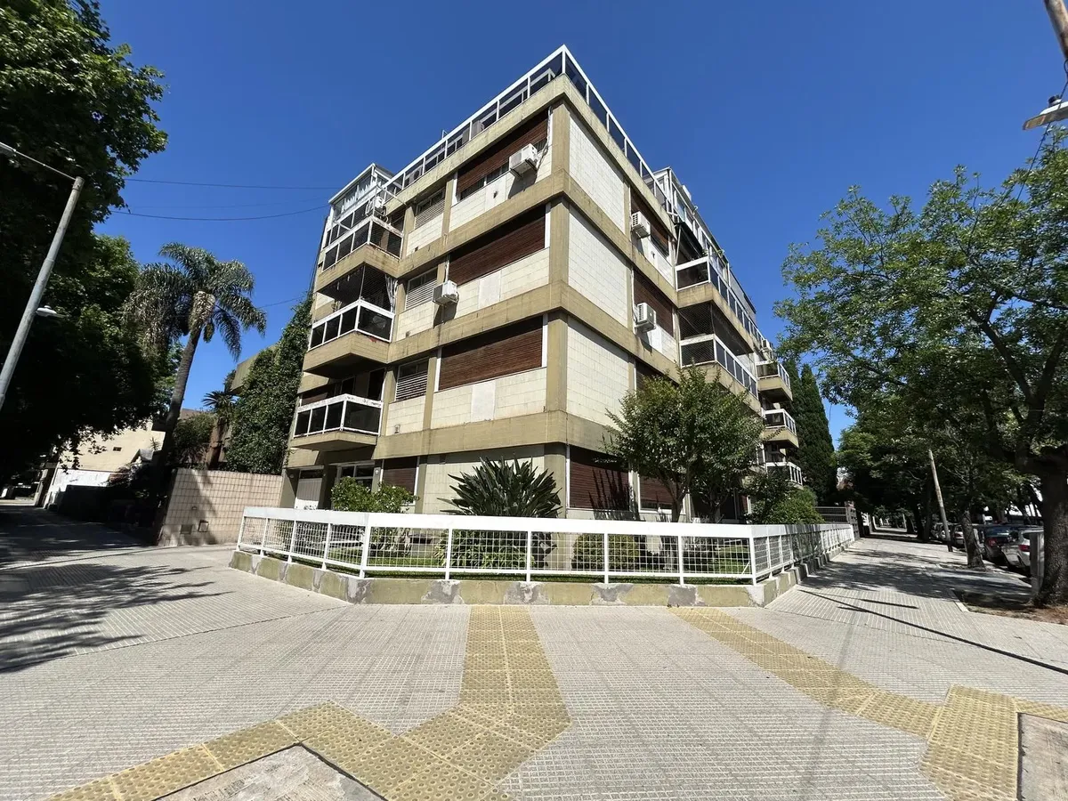 Alquiler Departamento De 3 Ambientes En Villa Devoto