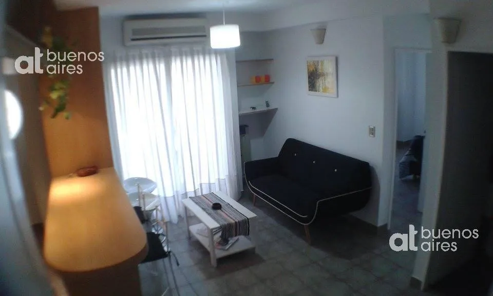 Two-bedroom apartment in Almagro