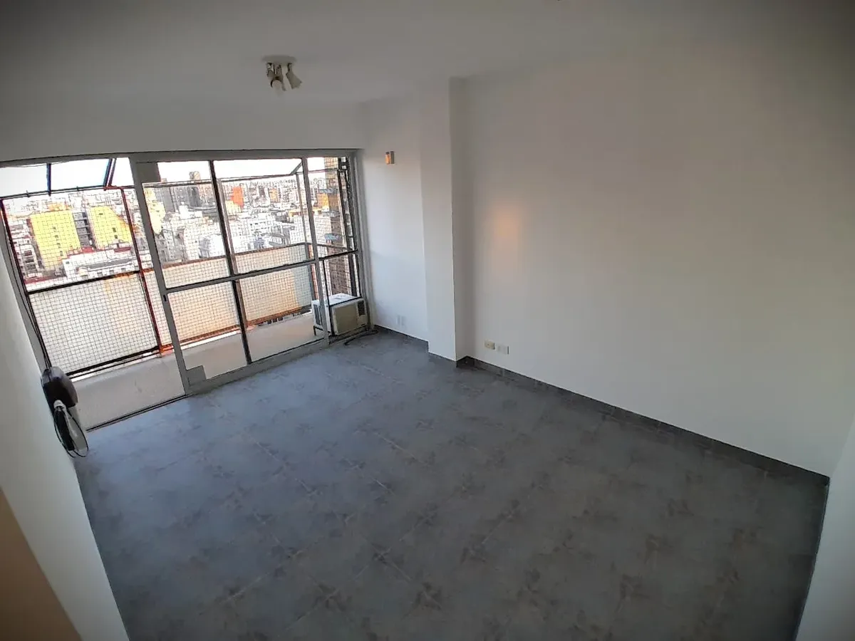 Departamento 3 Ambientes Con Amplio Balcón En Av Callao Y Av Corrientes