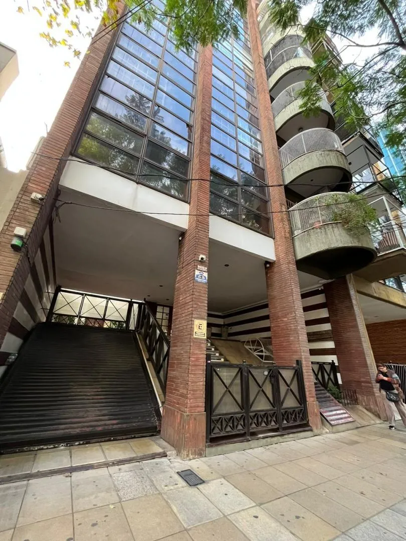 Alquiler Departamento Semi Piso 3 Ambientes Con Cochera Y Balcon