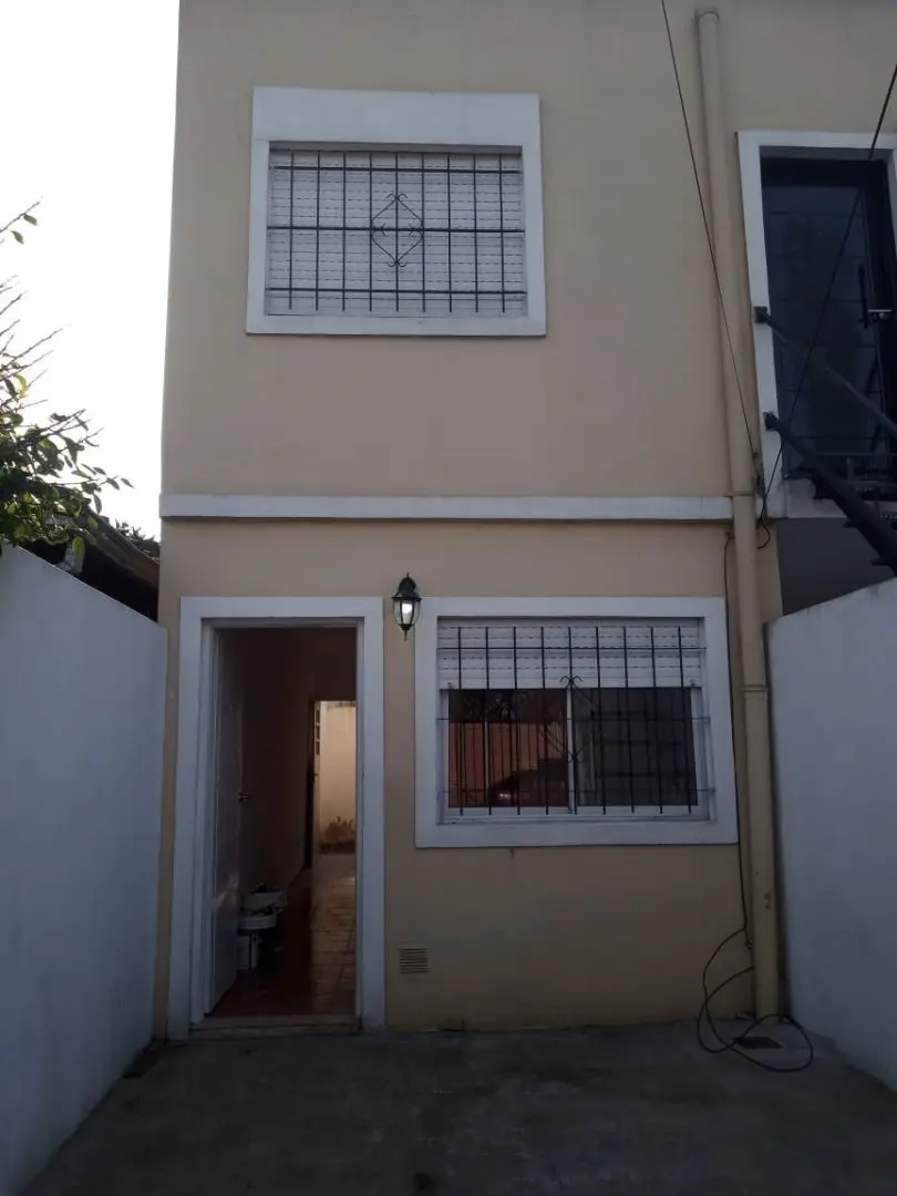 Imóvel: 2 quartos, Ituzaingó