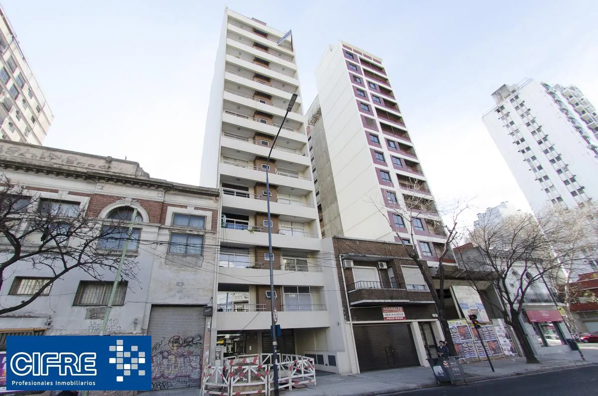 Paternal Monoambiente Divisible Con Balcón Al Frente Anafe Termo Eléctrico