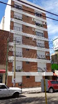 2 ambientes con split y bañera