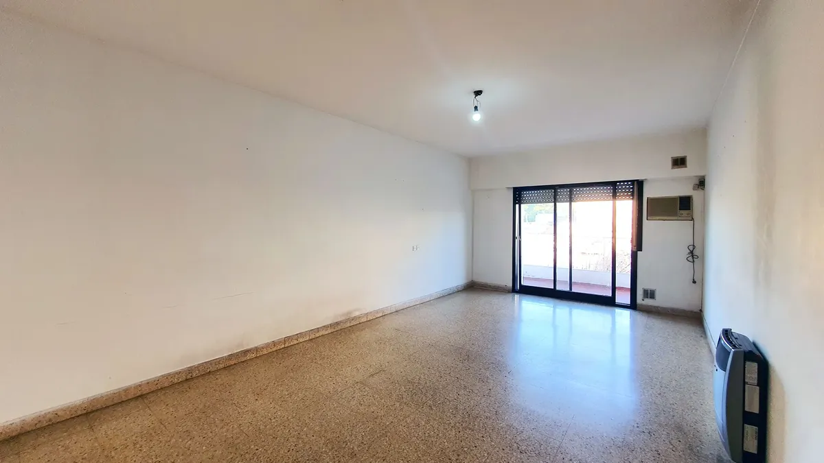 Muy Lindo Depto 2 Amb Frente Ctro Com Chilavert Villa Lugano