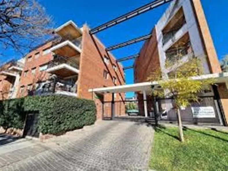3 bedrooms, terrace with grill