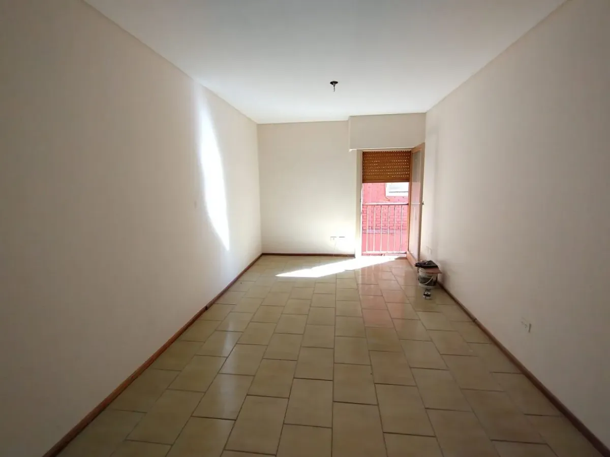 Departamento En Alquiler En Flores