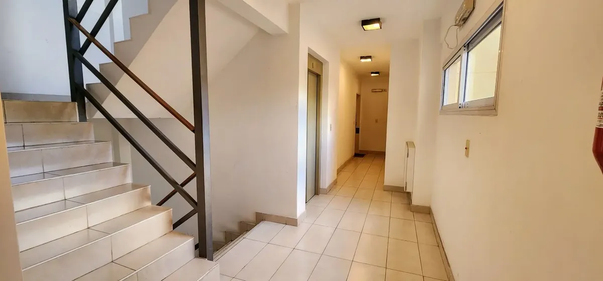 Studio apartment with parking in Tres de Febrero